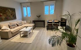 Centrico Y Moderno Apartamento En Bilbao